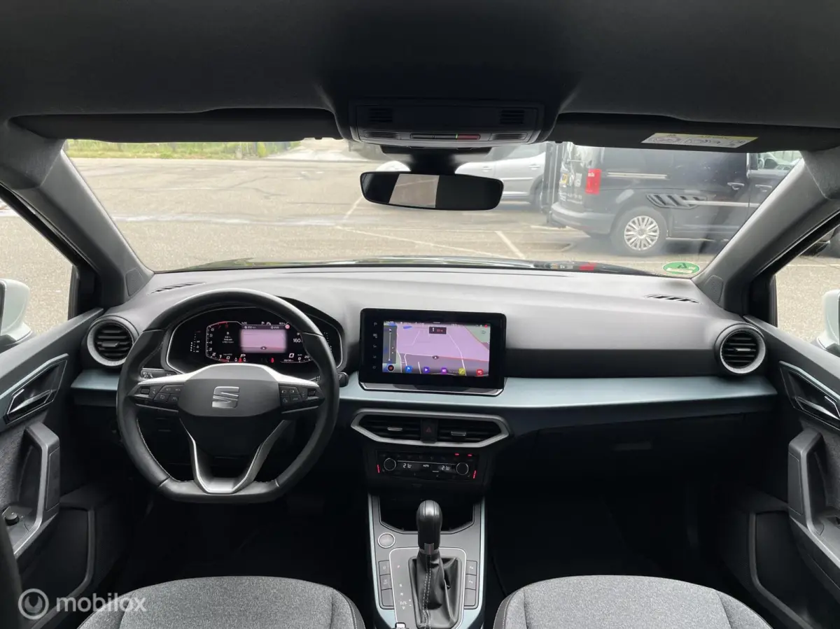 1.0 TSI Xperience Bi-tone | Automaat | LED | CarPlay | All-season | Camera | Digital Cockpit |