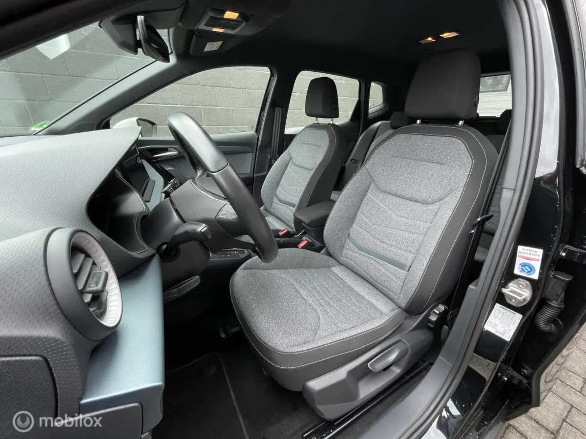 1.0 TSI Xperience Bi-tone | Automaat | LED | CarPlay | All-season | Camera | Digital Cockpit |
