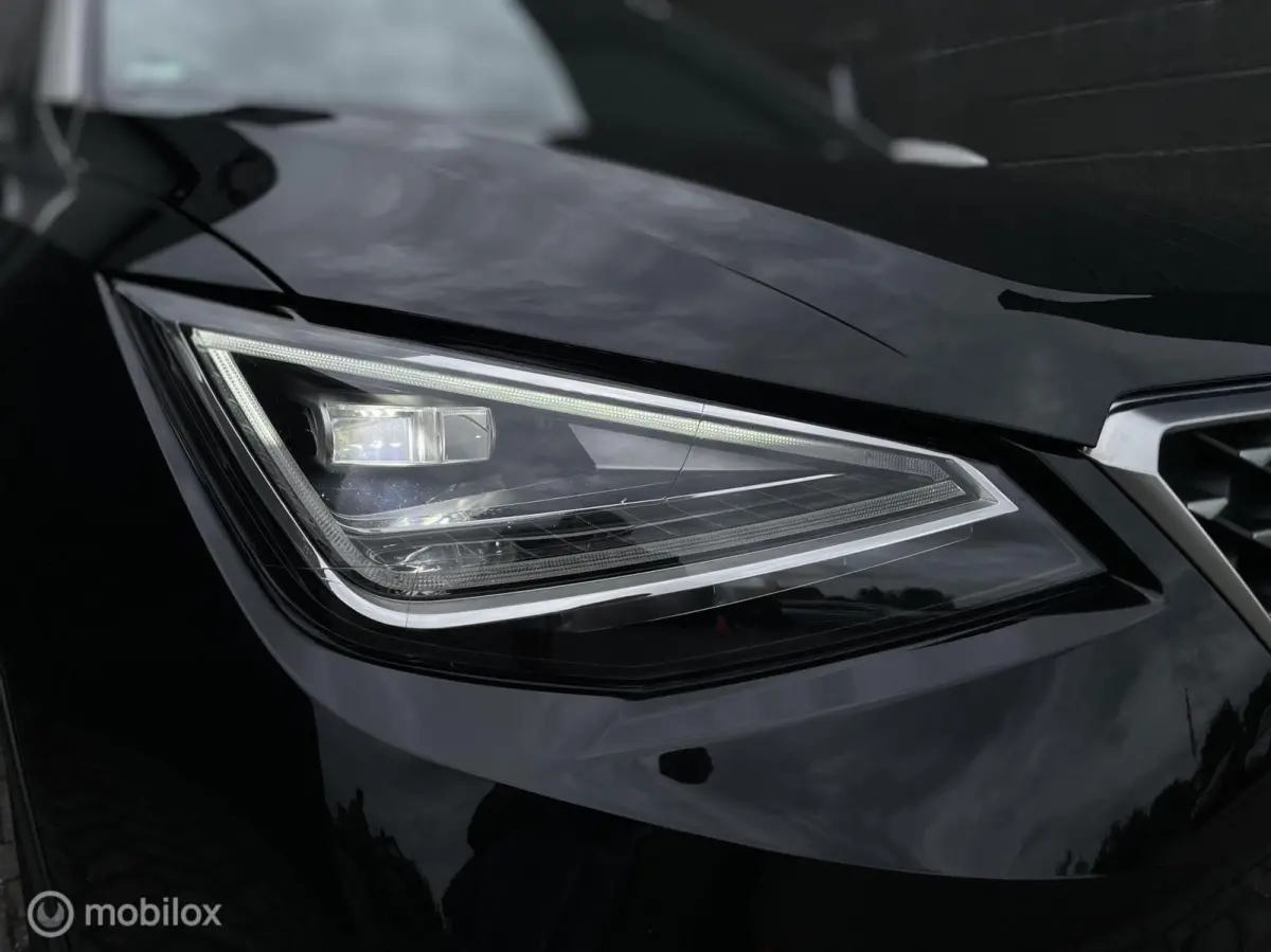 1.0 TSI Xperience Bi-tone | Automaat | LED | CarPlay | All-season | Camera | Digital Cockpit |