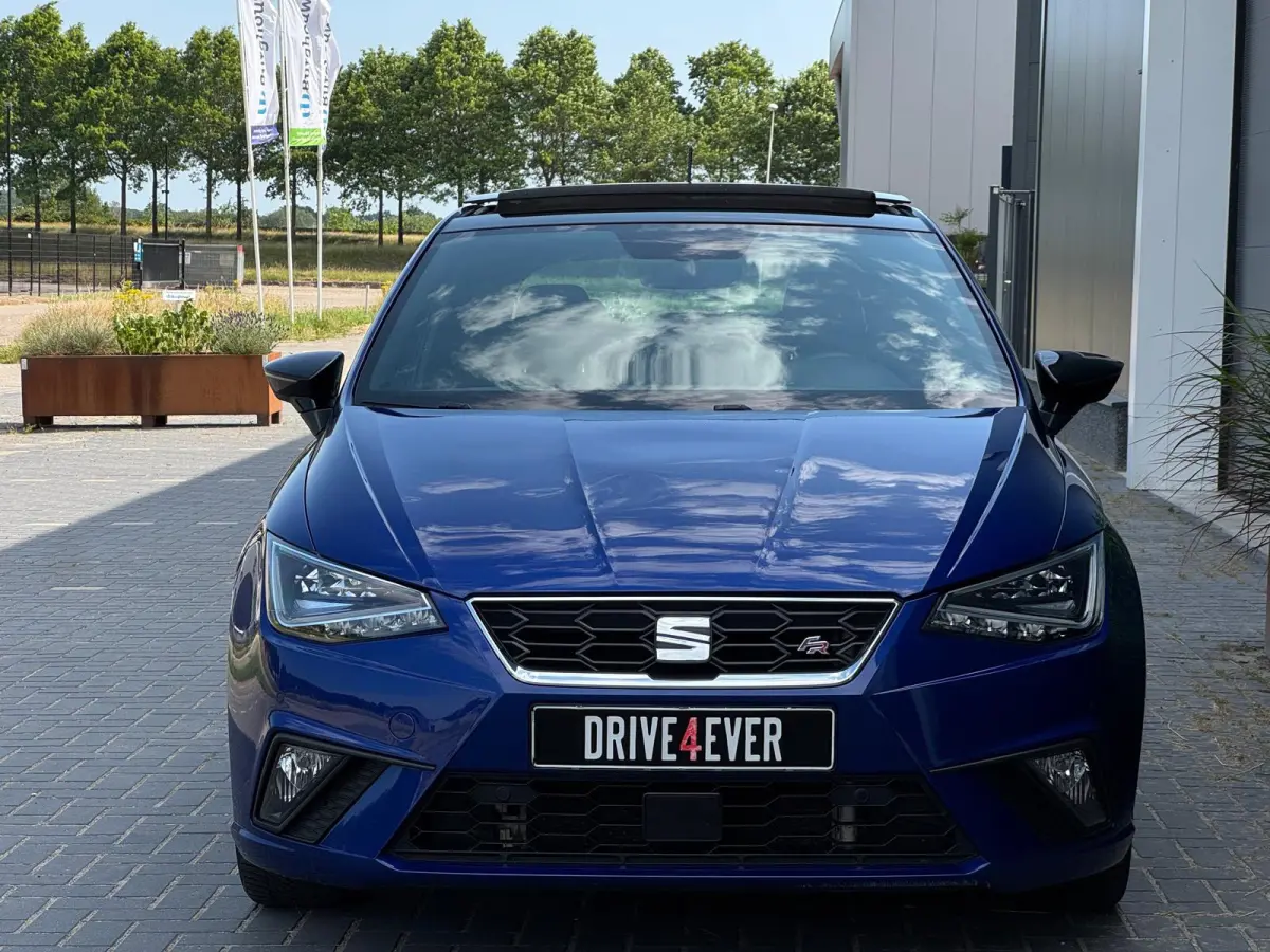 1.0 TSI FR DSG 2021 PANO | LED | CAMERA | SPORTVELGEN | NAVI | PDC