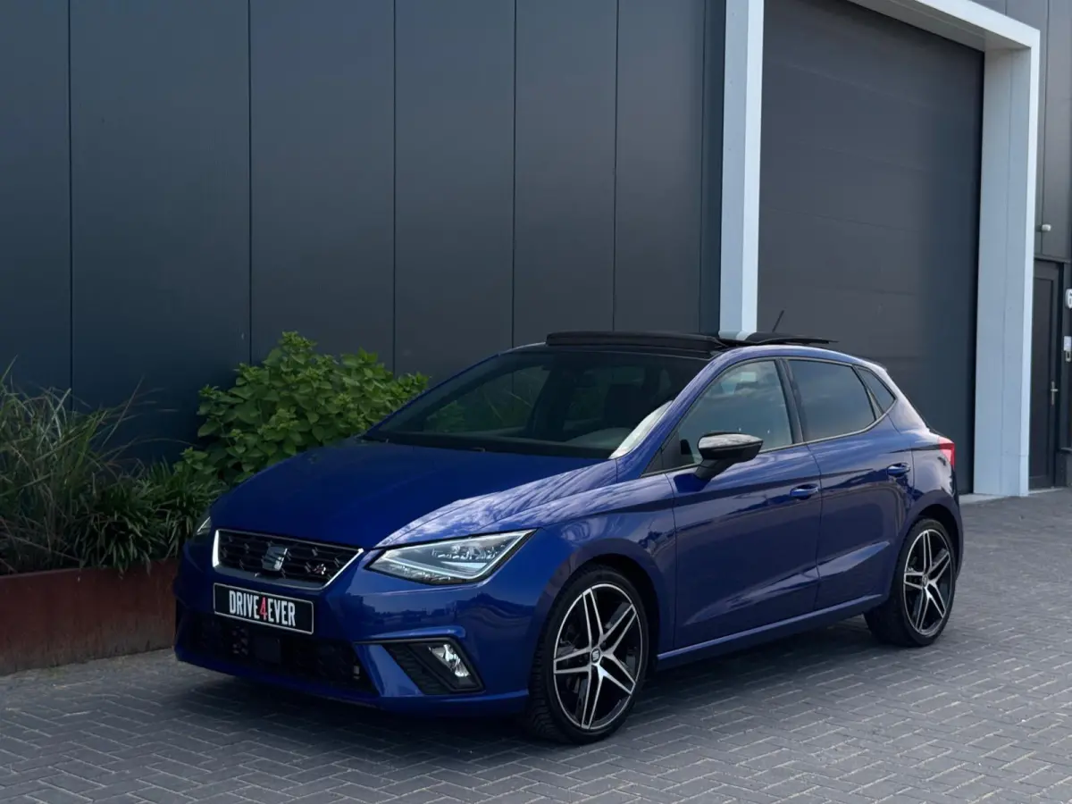 1.0 TSI FR DSG 2021 PANO | LED | CAMERA | SPORTVELGEN | NAVI | PDC