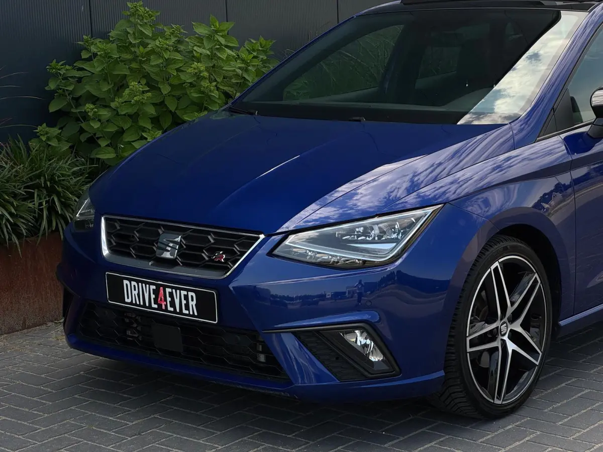 1.0 TSI FR DSG 2021 PANO | LED | CAMERA | SPORTVELGEN | NAVI | PDC