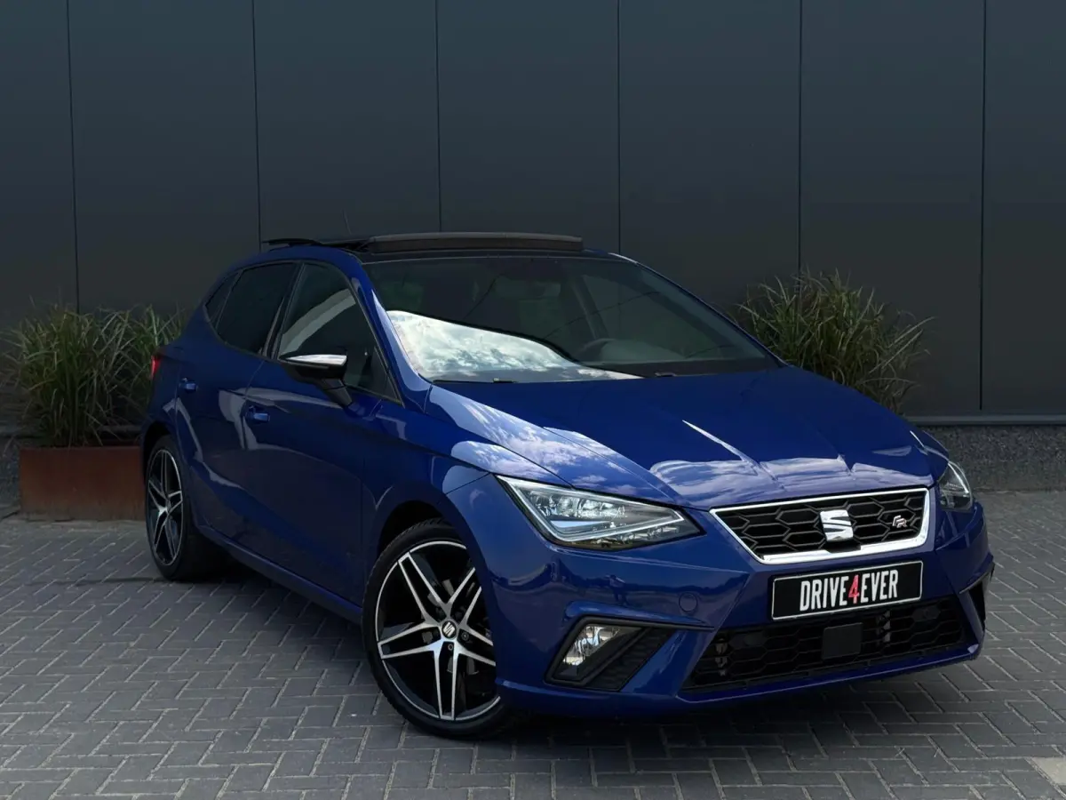 1.0 TSI FR DSG 2021 PANO | LED | CAMERA | SPORTVELGEN | NAVI | PDC