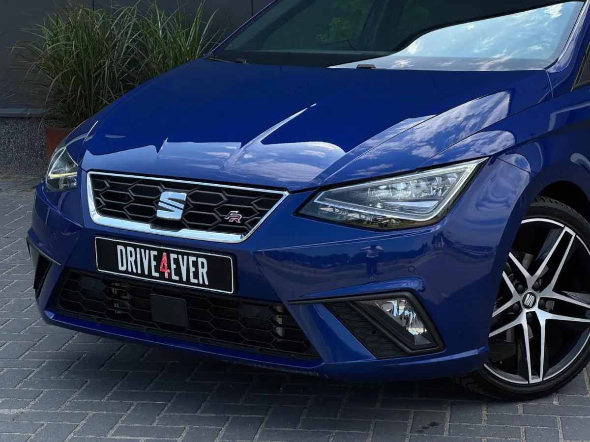1.0 TSI FR DSG 2021 PANO | LED | CAMERA | SPORTVELGEN | NAVI | PDC