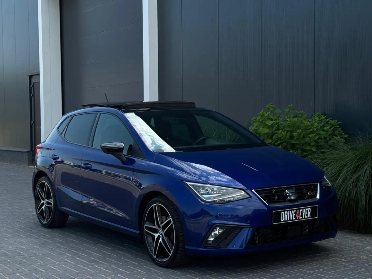1.0 TSI FR DSG 2021 PANO | LED | CAMERA | SPORTVELGEN | NAVI | PDC
