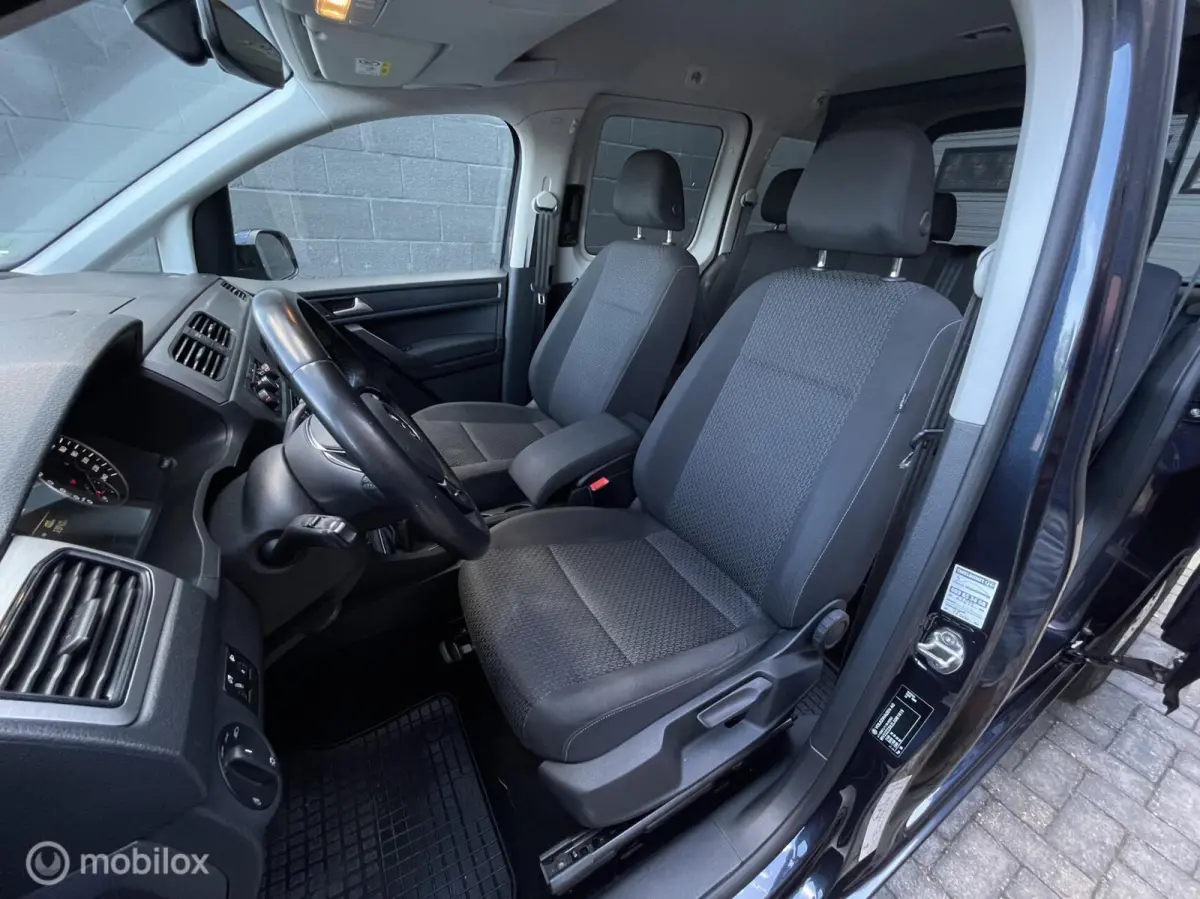 1.0 TSI | AIRCO | 2x Schuifdeur | All-season | Cruise | Stoelverwarming | Lage KM-stand |