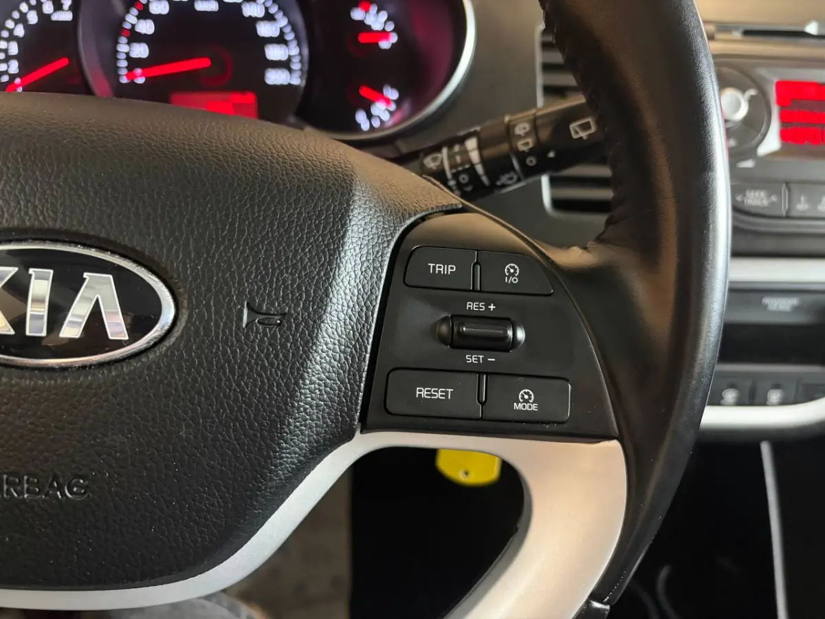 1.2 CVVT DynamicLine 85pk lmv | cruise control | led metaallak | el ramen v en a