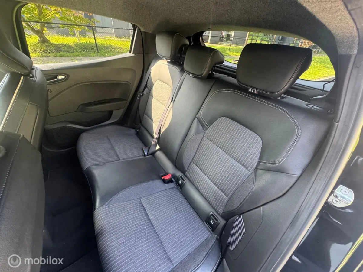 1.6 E-Tech Hybrid 145 Techno Dealer onderhouden