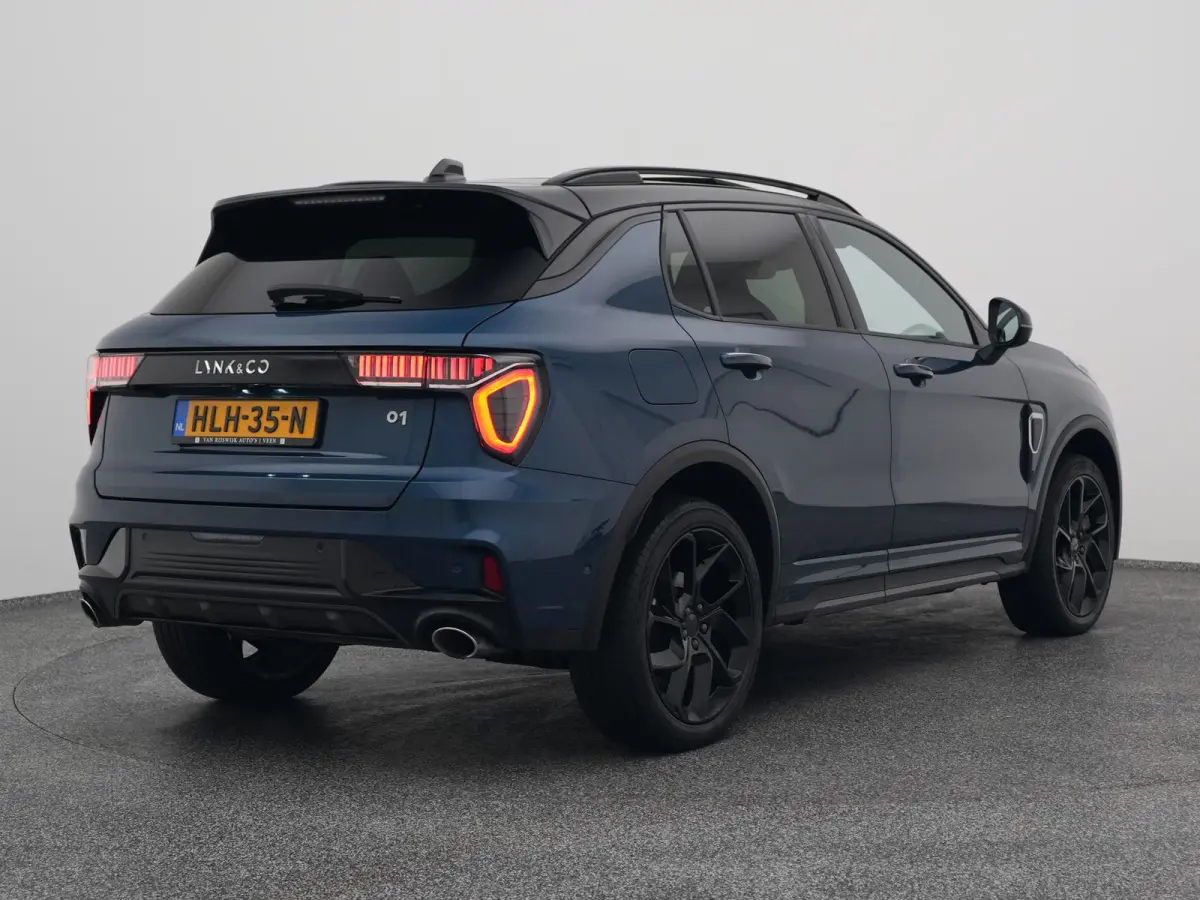 1.5 Plug-in Hybrid | 360° | BLACK | ZWARTE HEMEL | STUURVERWARMING | NLD AUTO