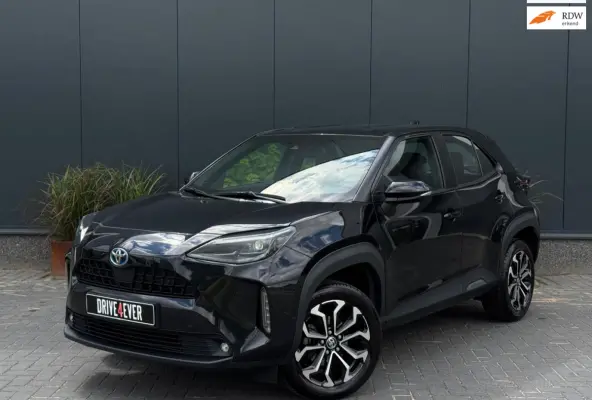 1.5 VVT-I Dynamic M24 NAVI | LED | CAMERA | LANE ASSIST | CR CONTROL