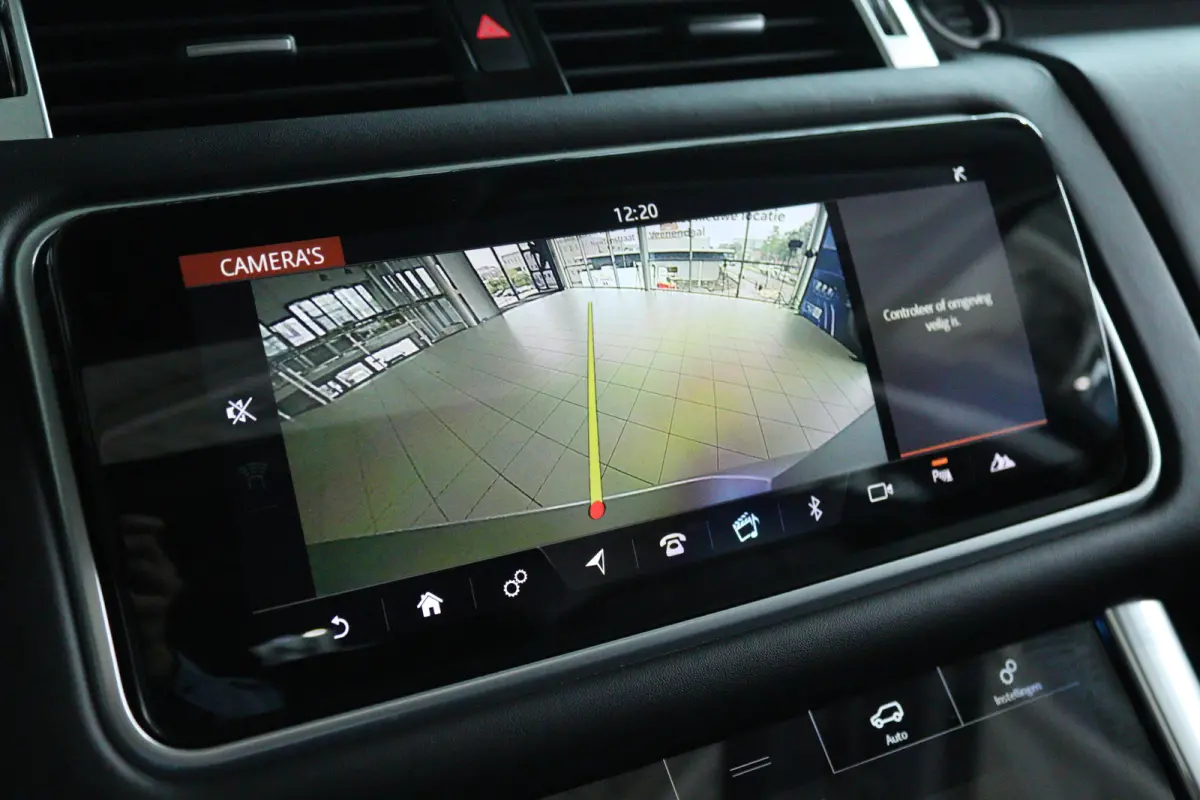 3.0 P400 MHEV HST "OP AFSPRAAK" | Cruise Control | Schuifdak | Alcantara Hemel | Stoelventilatie | Meridian | Carbon | Camera | Carplay | Luchtvering