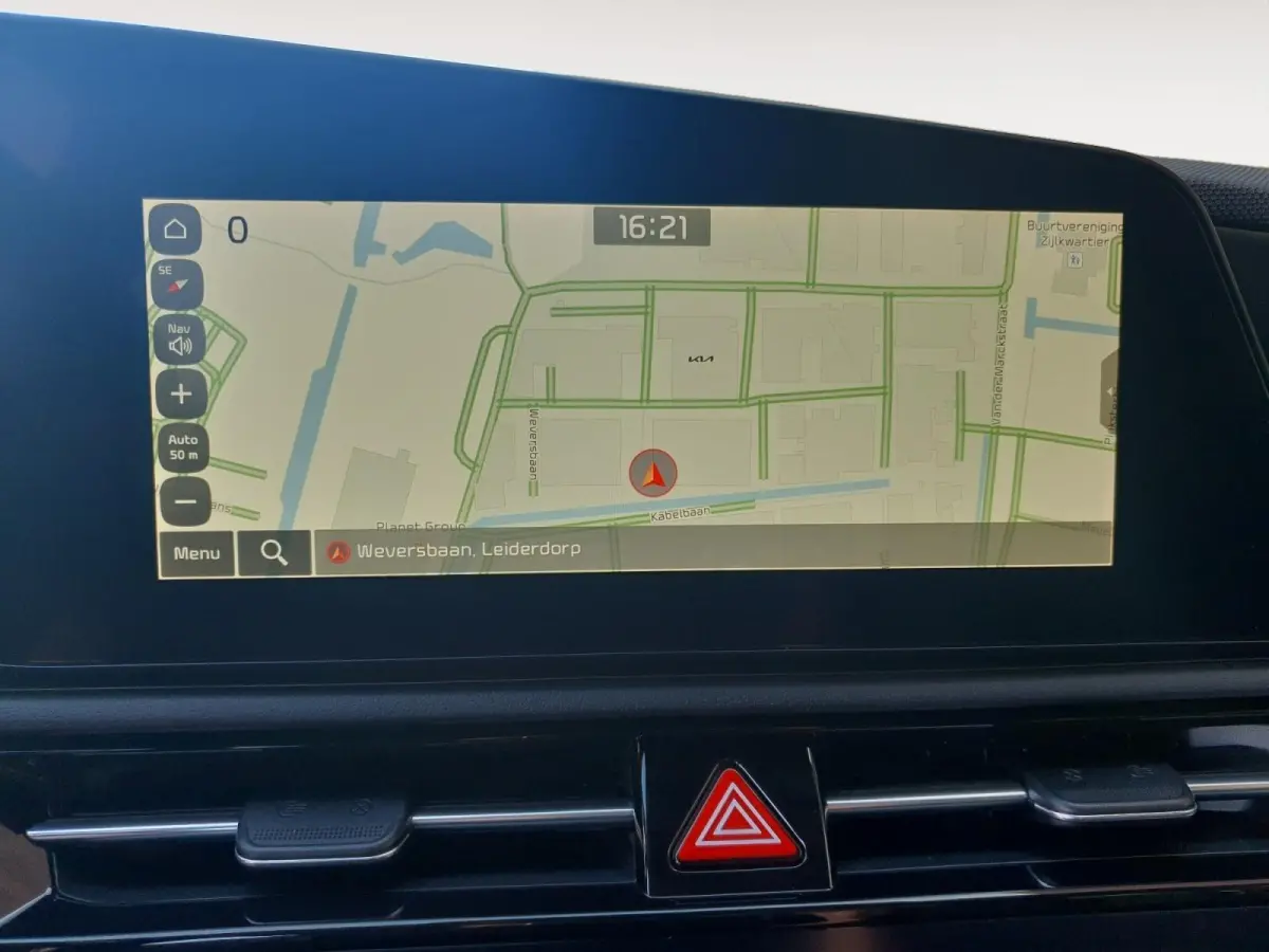 1.6 GDi Hybrid DynamicLine | Navigatie | Camera | Adaptieve cruise control | Apple Carplay / Android Auto | Parkeersensoren voor en achter | Verbruik 1 op 20!