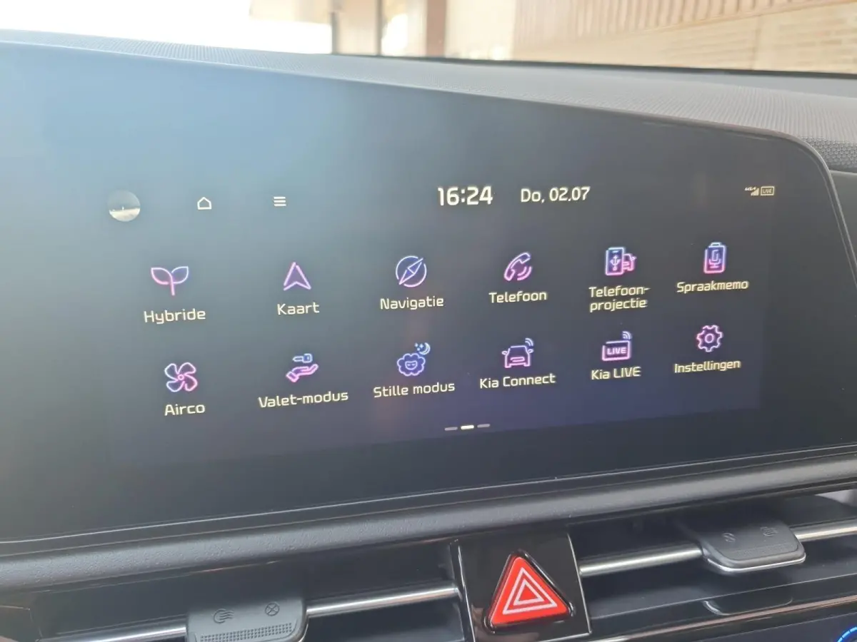 1.6 GDi Hybrid DynamicLine | Navigatie | Camera | Adaptieve cruise control | Apple Carplay / Android Auto | Parkeersensoren voor en achter | Verbruik 1 op 20!