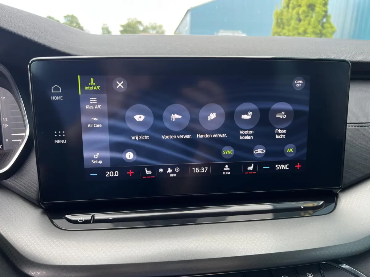 1.0 TSI Business Edition CARPLAY | TREKH | CRUISE | STOELVERW | DIGI.DASH | ELEK.A.KLEP | NAV | LED | DAB | ECC | 17'LMV