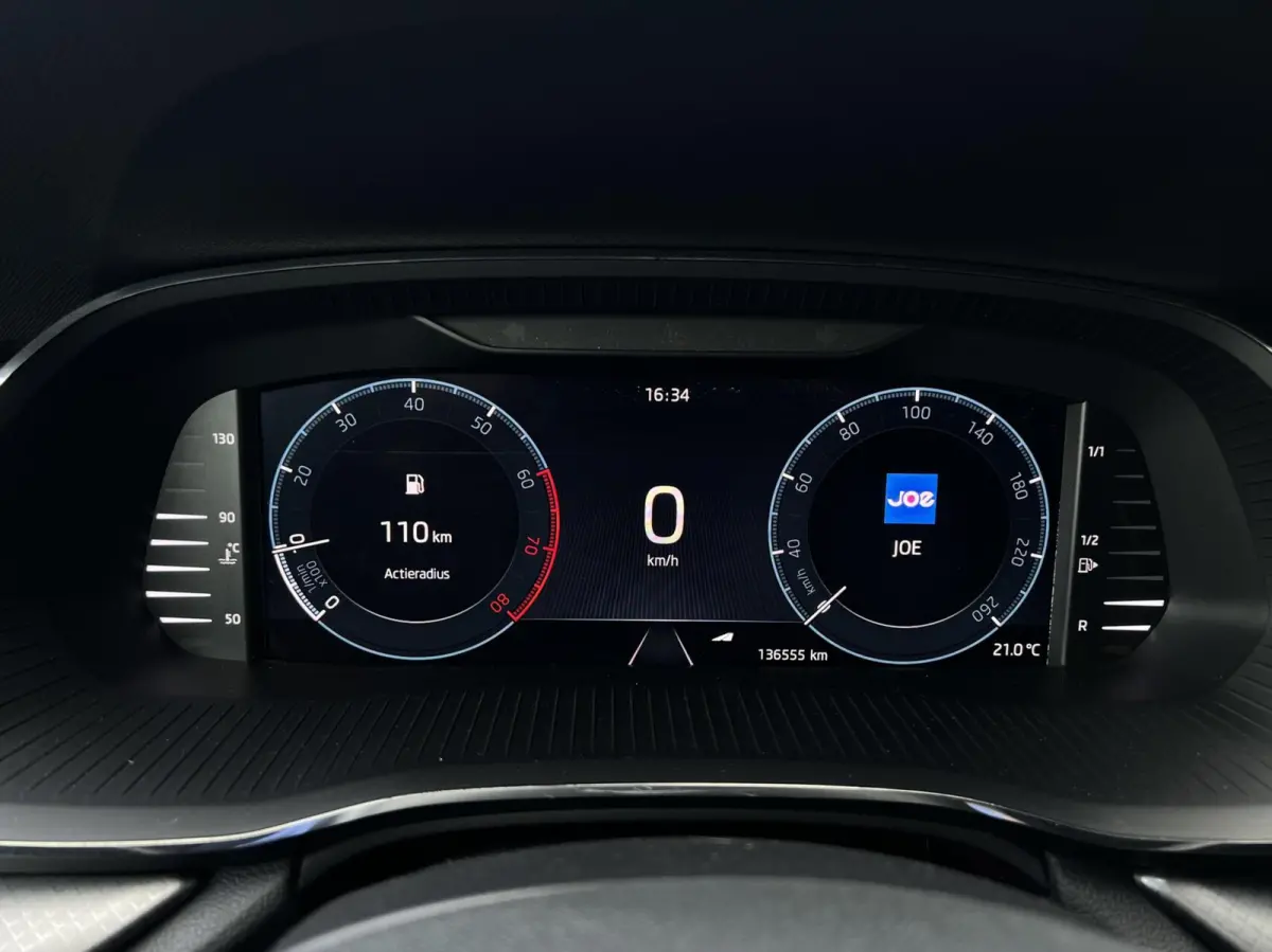 1.0 TSI Business Edition CARPLAY | TREKH | CRUISE | STOELVERW | DIGI.DASH | ELEK.A.KLEP | NAV | LED | DAB | ECC | 17'LMV