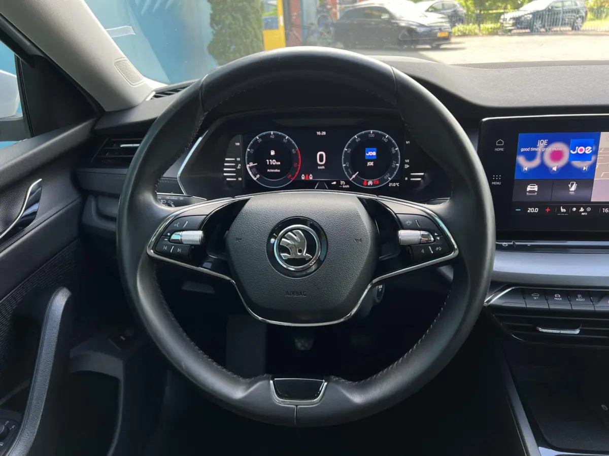 1.0 TSI Business Edition CARPLAY | TREKH | CRUISE | STOELVERW | DIGI.DASH | ELEK.A.KLEP | NAV | LED | DAB | ECC | 17'LMV