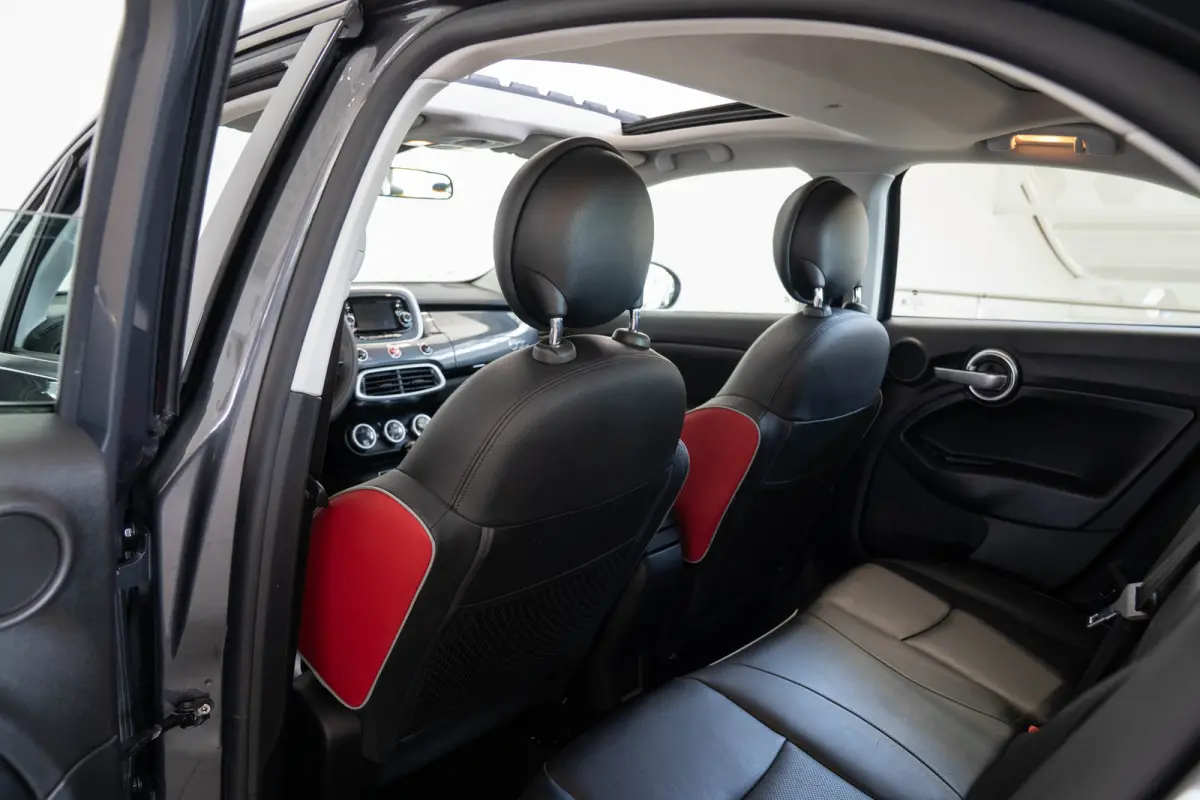 1.4 Turbo MultiAir PopStar | Schuif-Kanteldak | Navigatie | Trekhaak | Climate Controle | Parkeersensoren | Keyless |