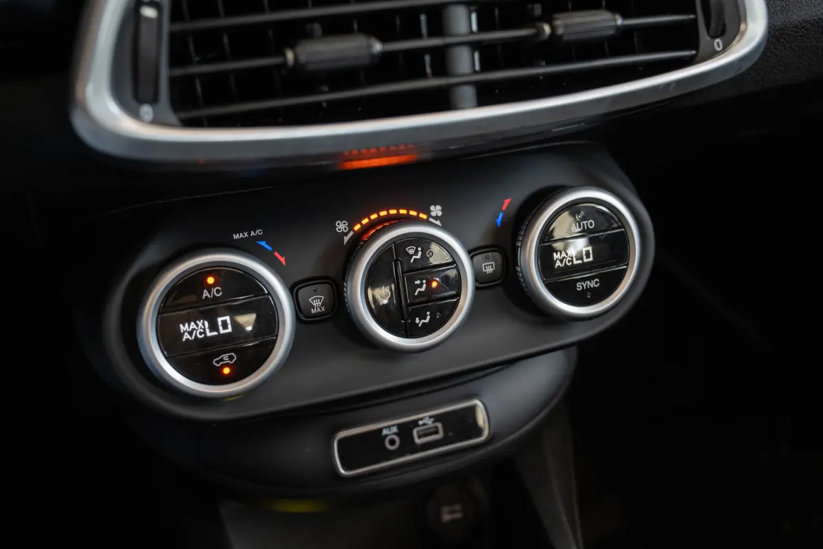 1.4 Turbo MultiAir PopStar | Schuif-Kanteldak | Navigatie | Trekhaak | Climate Controle | Parkeersensoren | Keyless |