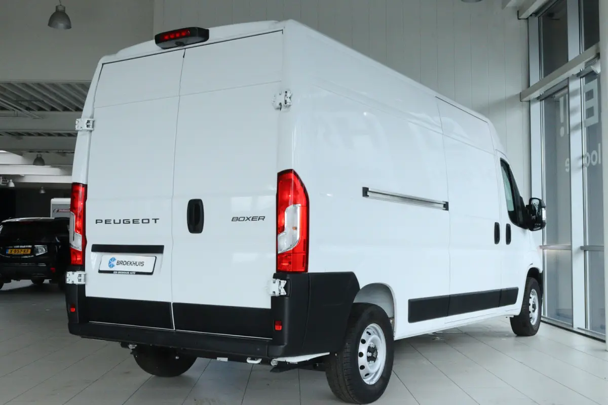 2.2 BlueHDi 140 S&S L3H2 3.5t | Cruise Control | Betimmering | Camera | Navi | LED | Carplay | Climate | Digitaal dashboard