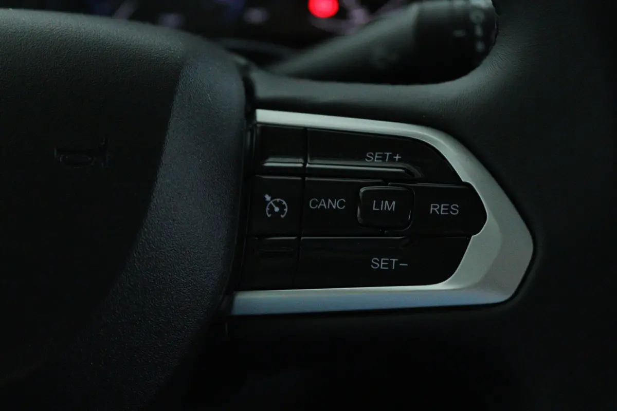2.2 BlueHDi 140 S&S L3H2 3.5t | Cruise Control | Betimmering | Camera | Navi | LED | Carplay | Climate | Digitaal dashboard