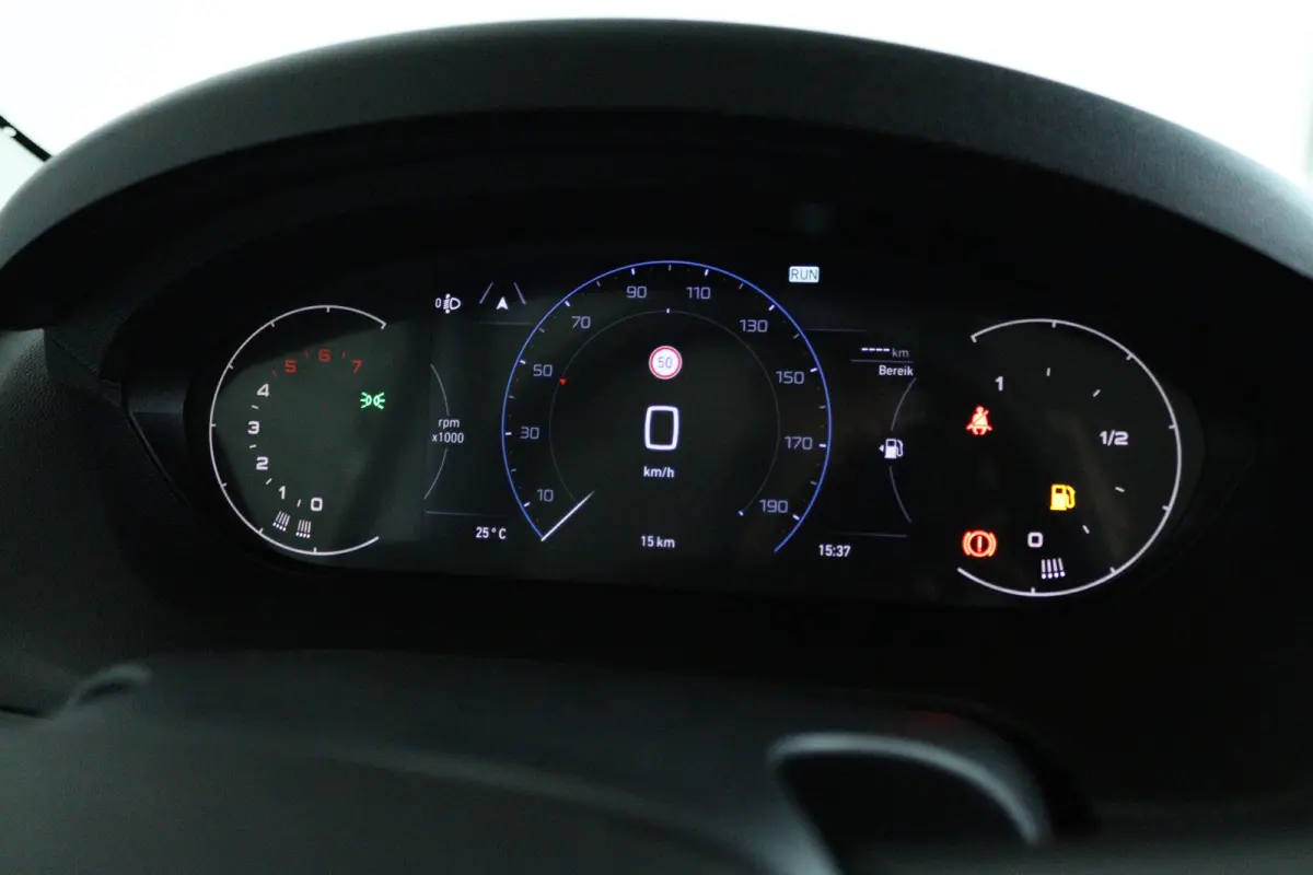 2.2 BlueHDi 140 S&S L3H2 3.5t | Cruise Control | Betimmering | Camera | Navi | LED | Carplay | Climate | Digitaal dashboard