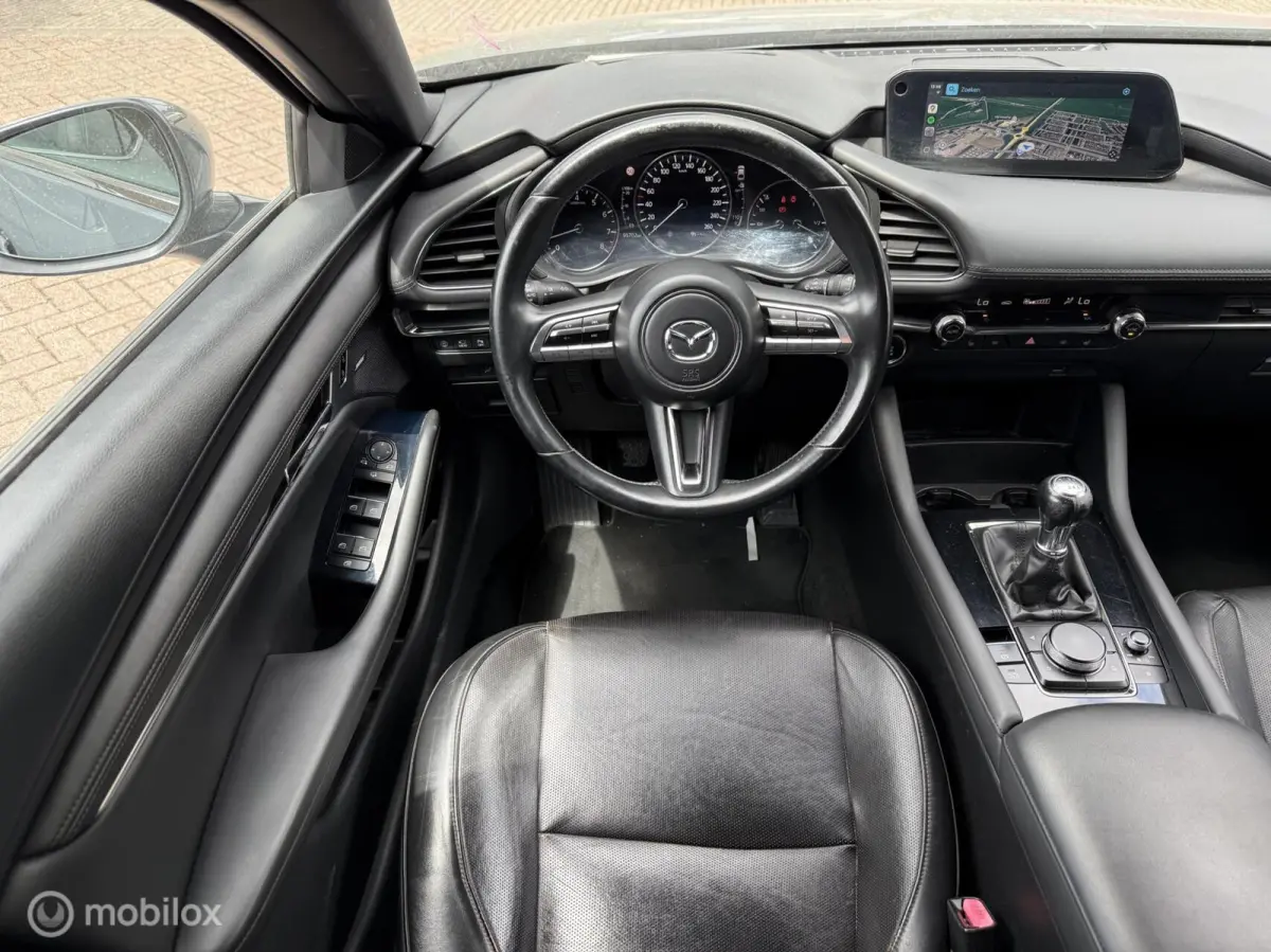 2.0 e-SkyActiv-G M Hybrid 122 Luxury Leer Bose Navi Carplay 360 Camera 18 inch LED ACC