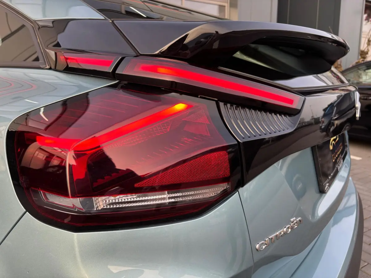 50 kWh EL Feel Shine Pack Full Nieuw Camera