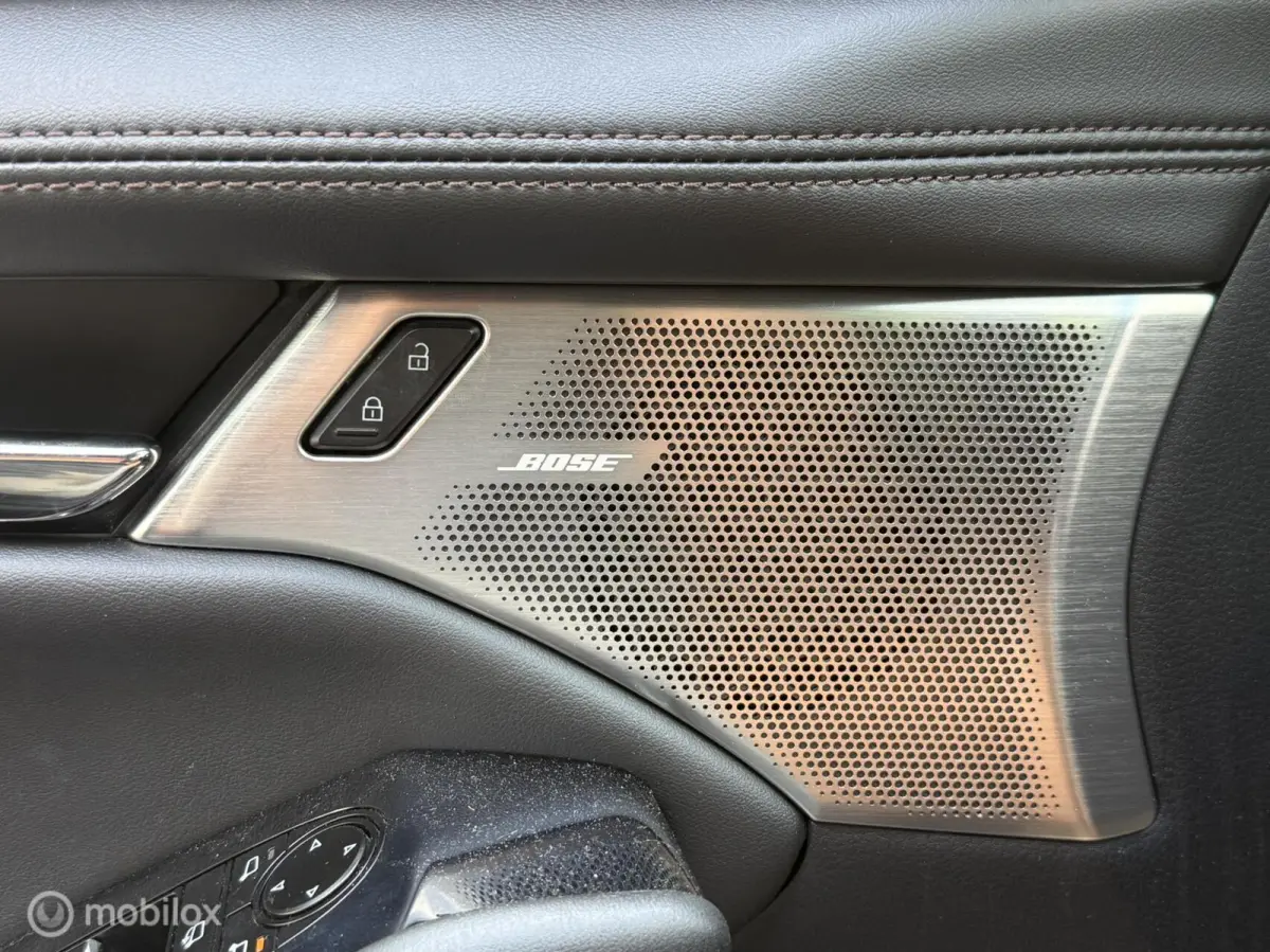 2.0 e-SkyActiv-X M Hybrid 180 Luxury Leer Bose Navi Carplay 360 Camera 18 inch LED ACC