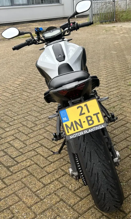 | NETTE STAAT | Akrapovic | A2 Code 80 Certificaat |