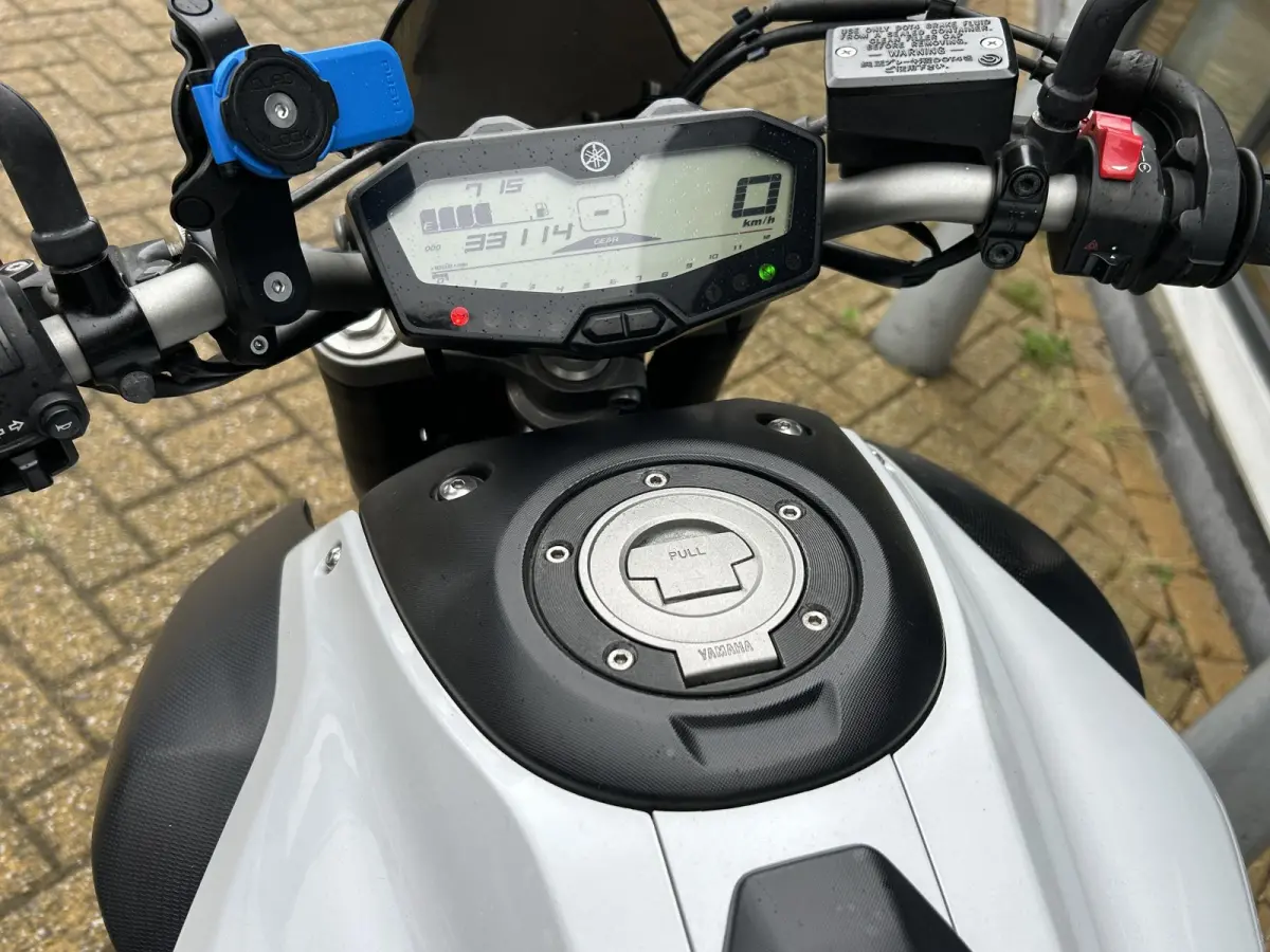 | NETTE STAAT | Akrapovic | A2 Code 80 Certificaat |