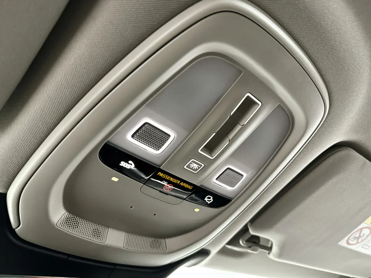 T8 Plug-in hybrid AWD Ultra Dark | SOH 100% | Panoramadak | 360° camera | Harman Kardon | Head-up display | Stoel- en Stuurverwarming | Trekhaak