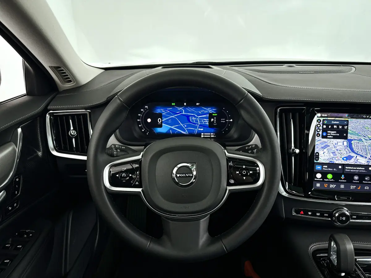 T8 Plug-in hybrid AWD Ultra Dark | SOH 100% | Panoramadak | 360° camera | Harman Kardon | Head-up display | Stoel- en Stuurverwarming | Trekhaak