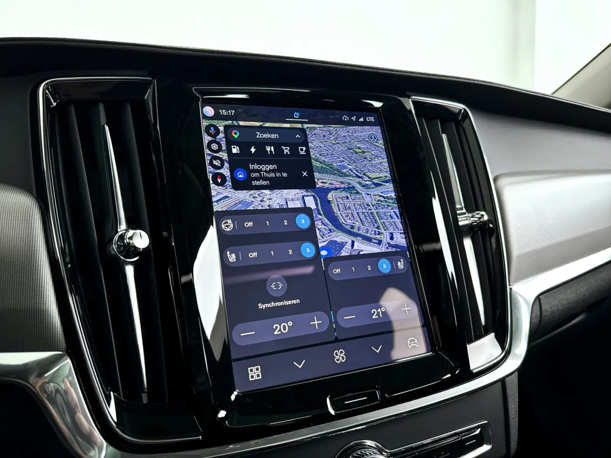 T8 Plug-in hybrid AWD Ultra Dark | SOH 100% | Panoramadak | 360° camera | Harman Kardon | Head-up display | Stoel- en Stuurverwarming | Trekhaak