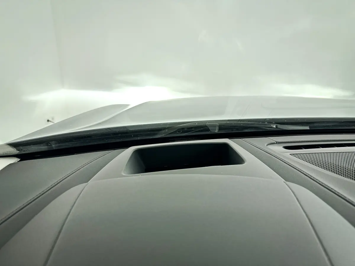 T8 Plug-in hybrid AWD Ultra Dark | SOH 100% | Panoramadak | 360° camera | Harman Kardon | Head-up display | Stoel- en Stuurverwarming | Trekhaak