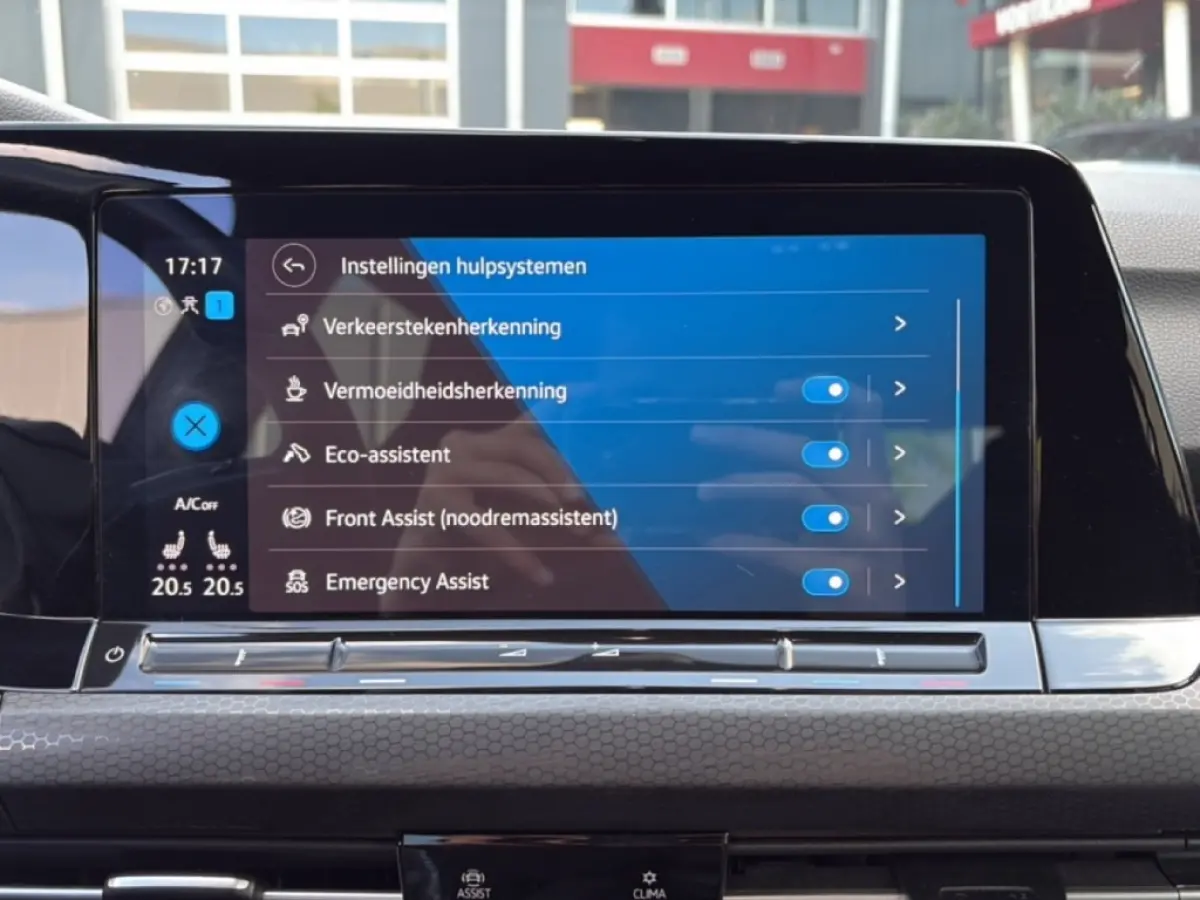 2.0 TSI DSG GTI PDC/HARMAN-KARDON/CLIMA/ACC/STANDKACHEL/STOEL+STUURVERW