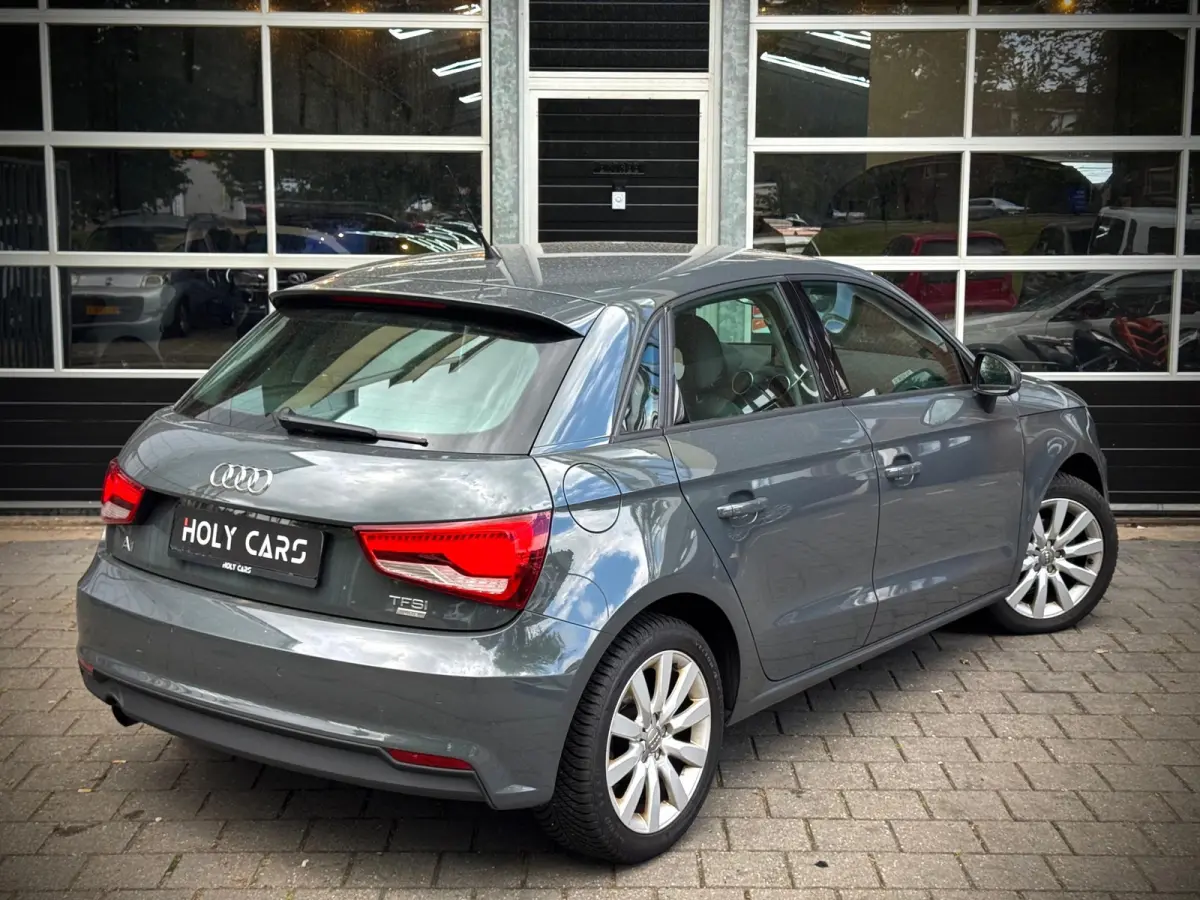 1.0 TFSI | LED | NAVI | CRUISE | PDC |