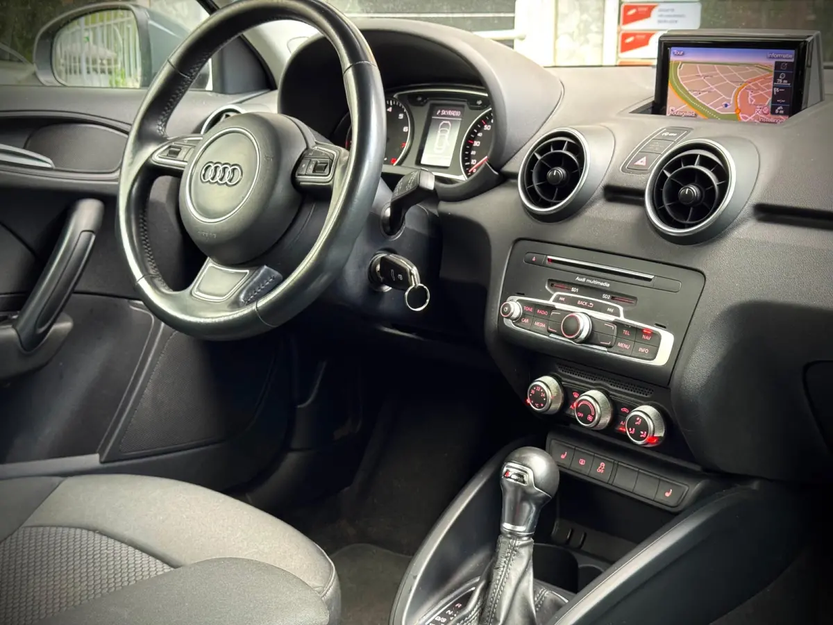 1.0 TFSI | LED | NAVI | CRUISE | PDC |