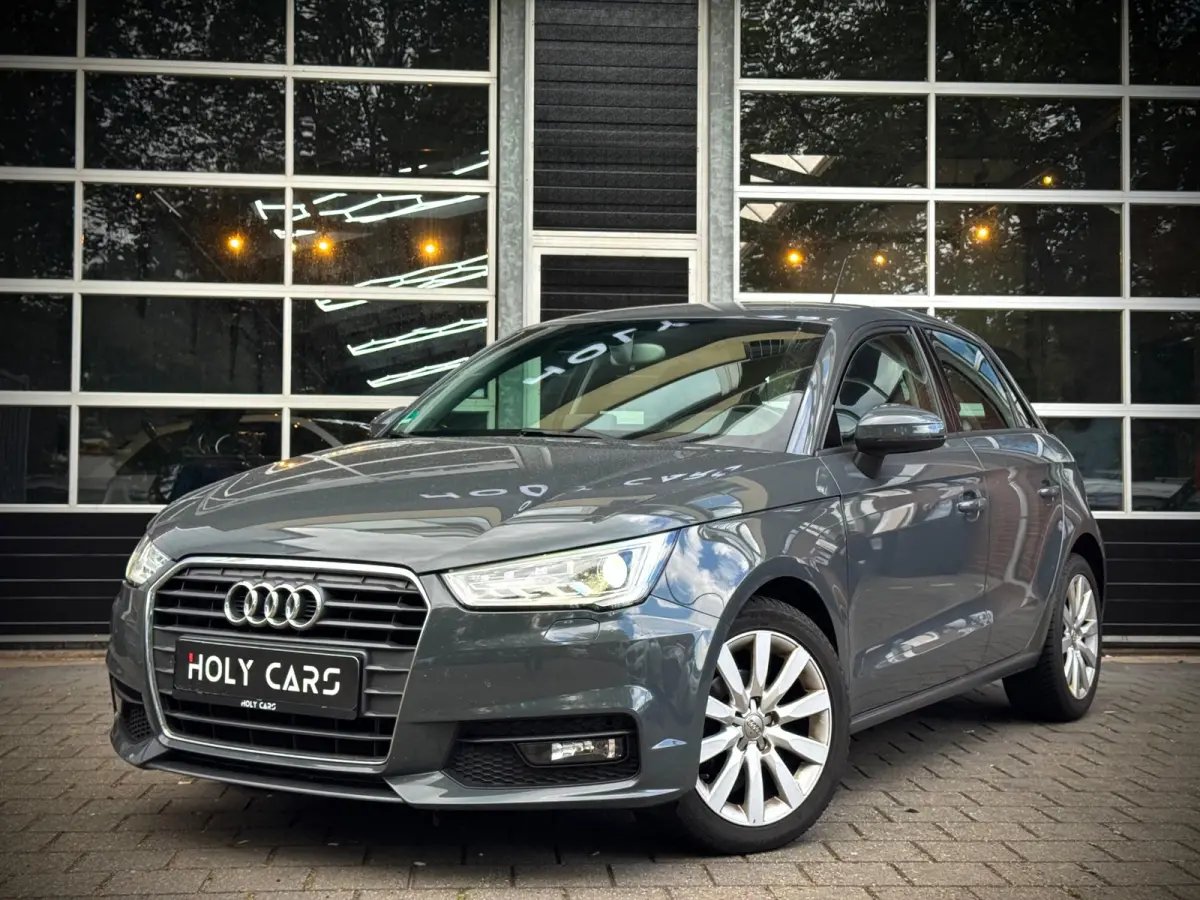 1.0 TFSI | LED | NAVI | CRUISE | PDC |