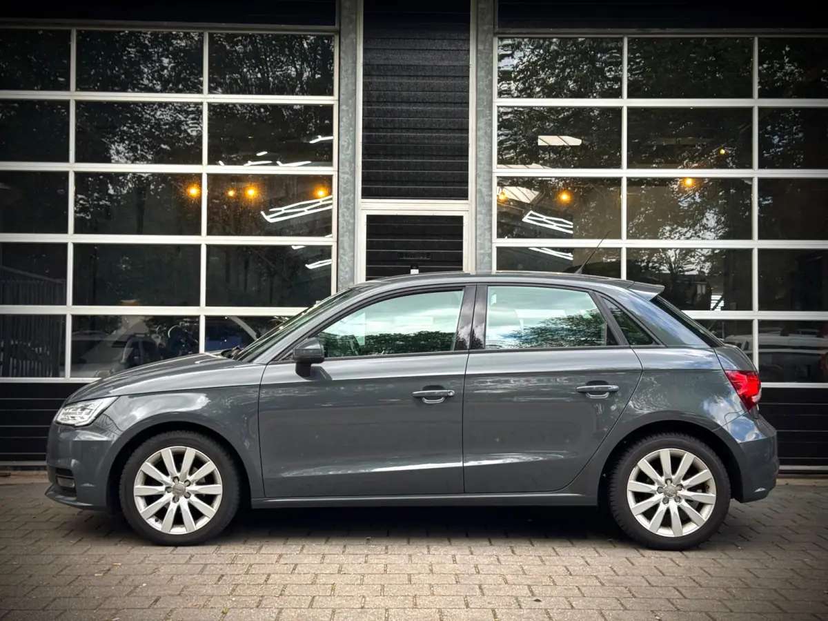 1.0 TFSI | LED | NAVI | CRUISE | PDC |
