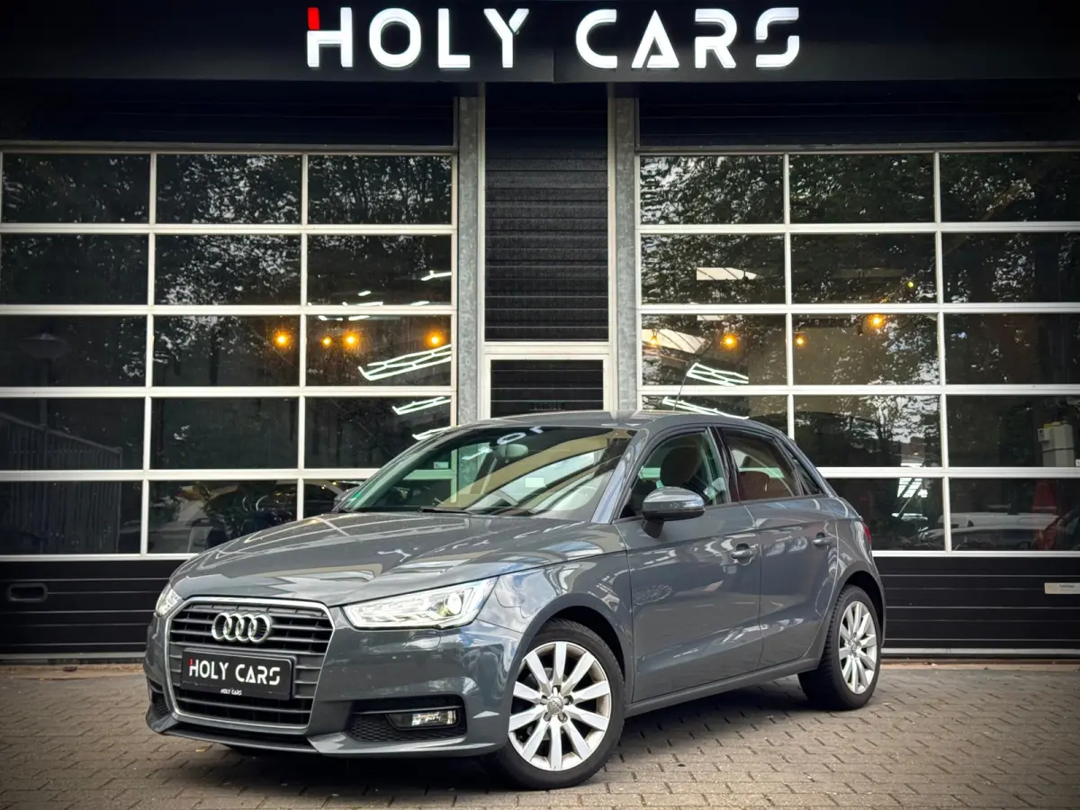 1.0 TFSI | LED | NAVI | CRUISE | PDC |