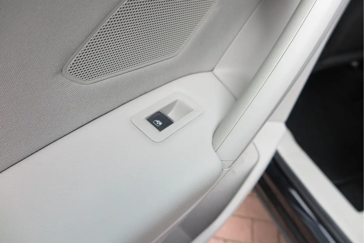 1.4 TSI eHybrid Elegance 245pk DSG ,Led matrix,Virtual cockpit,Trekhaak,Stoelverwarming, Led, DAB+ , PDC, LMV Stuurwiel verwarmd, Carplay etc .