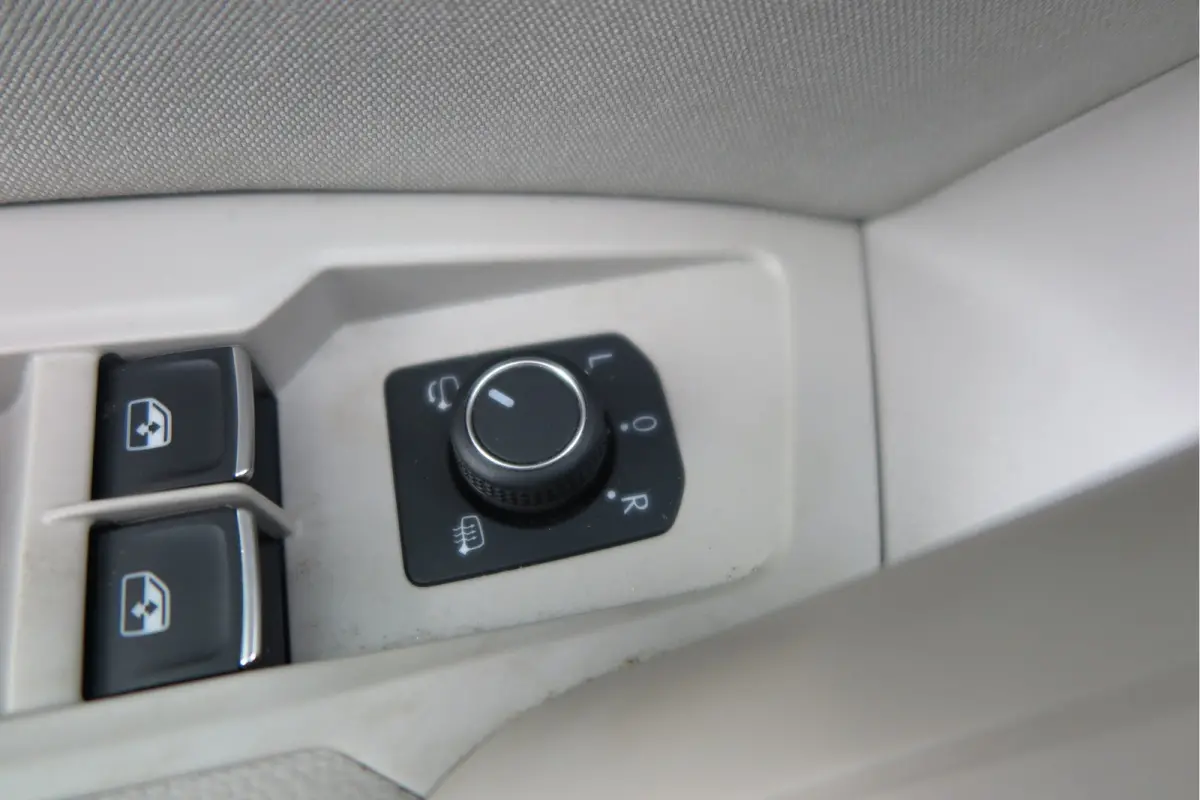 1.4 TSI eHybrid Elegance 245pk DSG ,Led matrix,Virtual cockpit,Trekhaak,Stoelverwarming, Led, DAB+ , PDC, LMV Stuurwiel verwarmd, Carplay etc .