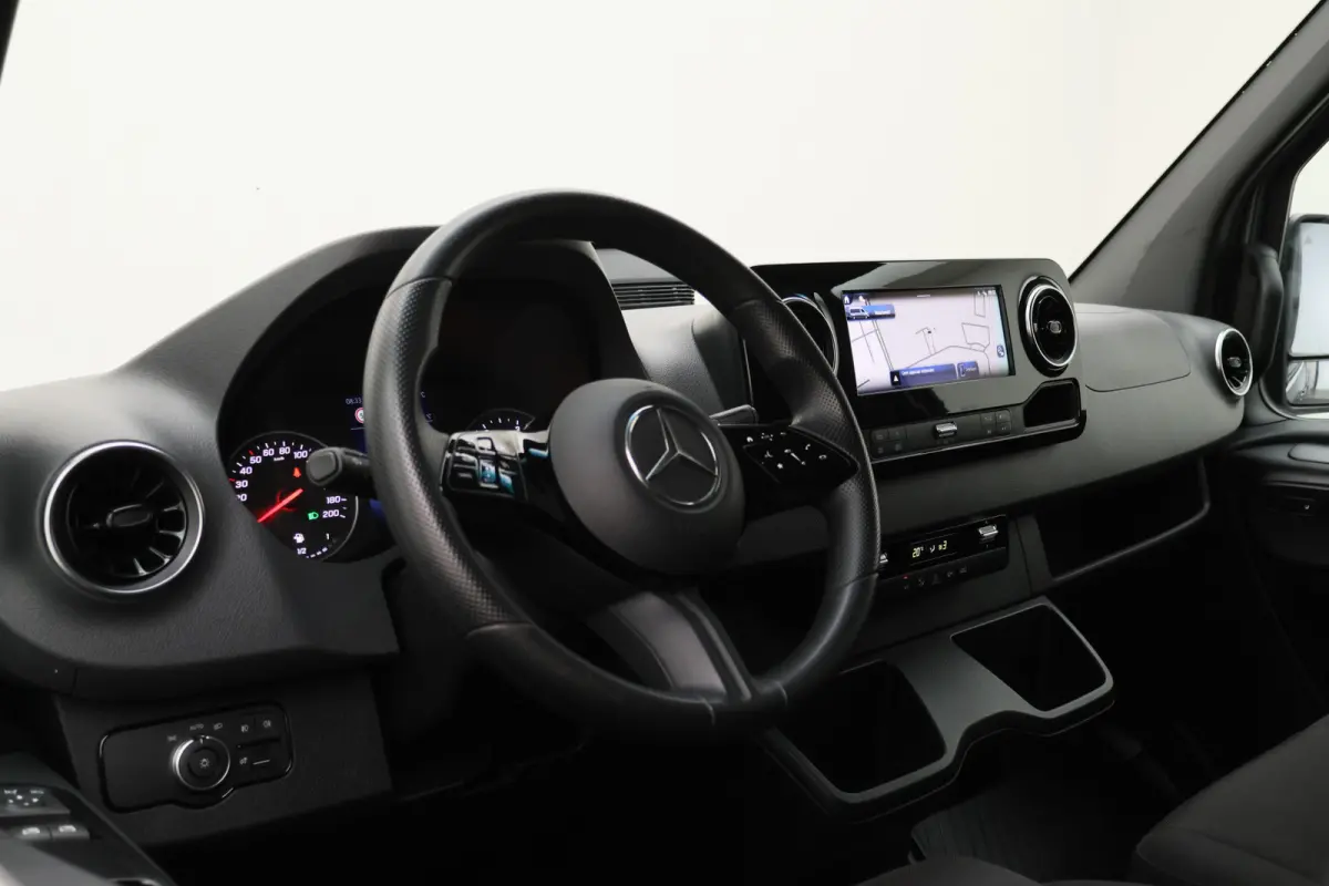317 CDI Automaat L2H2 Pro 3-Zits, Airco, Cruise, Camera, Navigatie, Bluetooth, PDC, Trekhaak, 18''