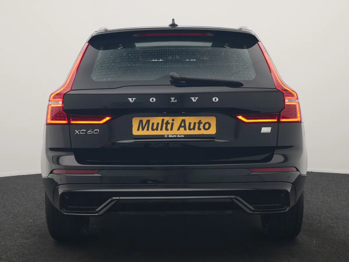 T8 AWD Plus Dark LONG RANGE PHEV 455pk Dealer O.H. | Trekhaak Af Fabriek | Panodak | Lederen Sportstoelen Memory & Verwarmd | Stuur Verwarmd | Keyless | Apple Carplay | Google Assistent | DA