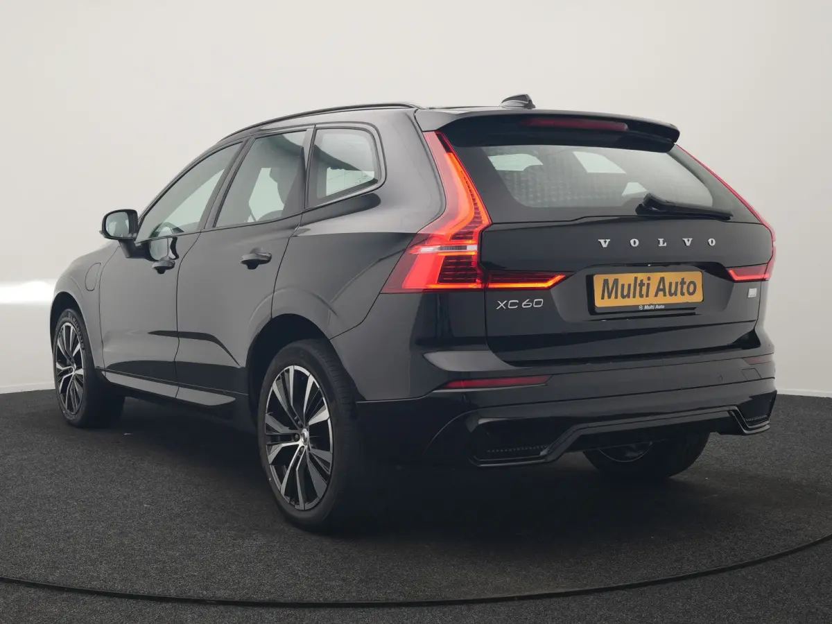 T8 AWD Plus Dark LONG RANGE PHEV 455pk Dealer O.H. | Trekhaak Af Fabriek | Panodak | Lederen Sportstoelen Memory & Verwarmd | Stuur Verwarmd | Keyless | Apple Carplay | Google Assistent | DA