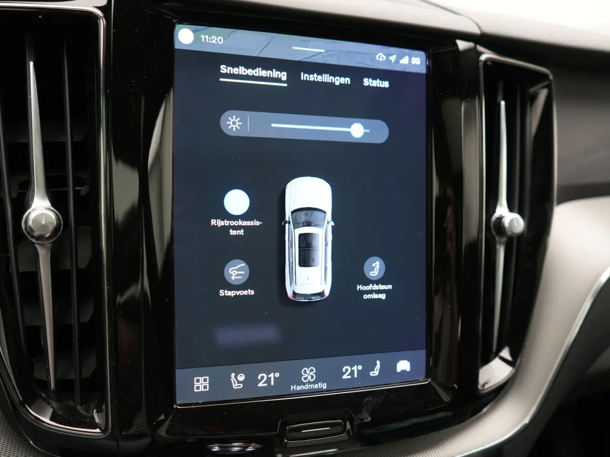 T8 AWD Plus Dark LONG RANGE PHEV 455pk Dealer O.H. | Trekhaak Af Fabriek | Panodak | Lederen Sportstoelen Memory & Verwarmd | Stuur Verwarmd | Keyless | Apple Carplay | Google Assistent | DA