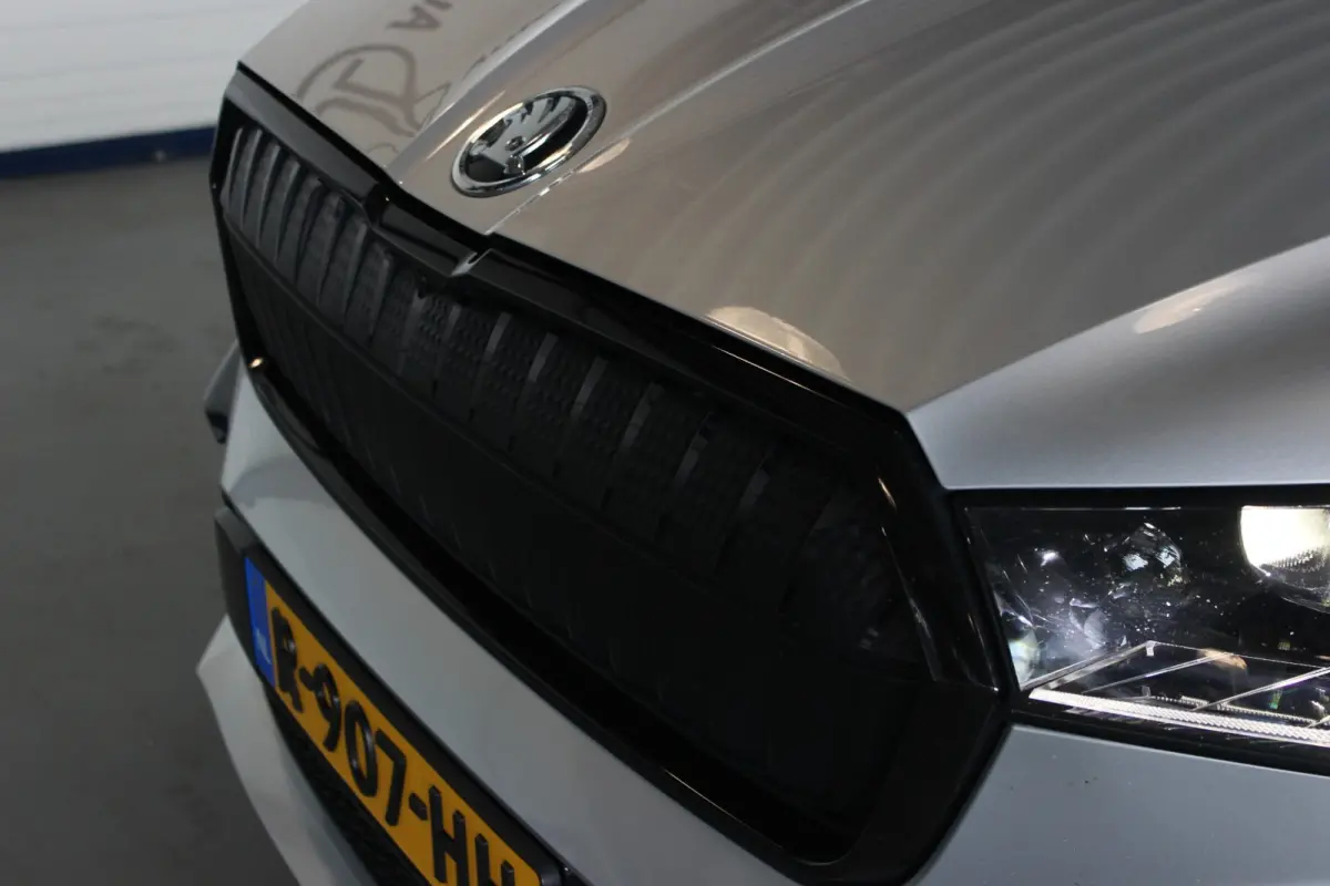 60 Sportline SOH 92% | Warmtepomp | Camera | Stoel/Stuurverw. | Carplay | Adapt. Cruise | 20" LMV | PDC V+A