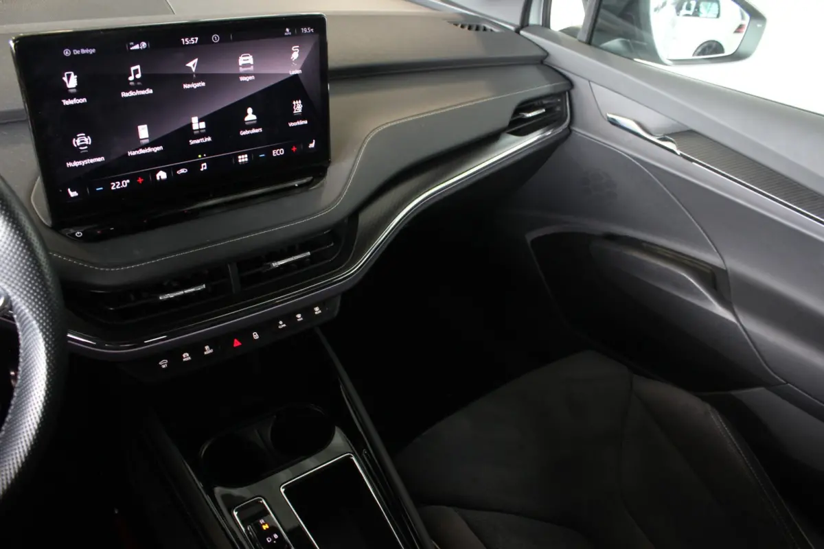 60 Sportline SOH 92% | Warmtepomp | Camera | Stoel/Stuurverw. | Carplay | Adapt. Cruise | 20" LMV | PDC V+A