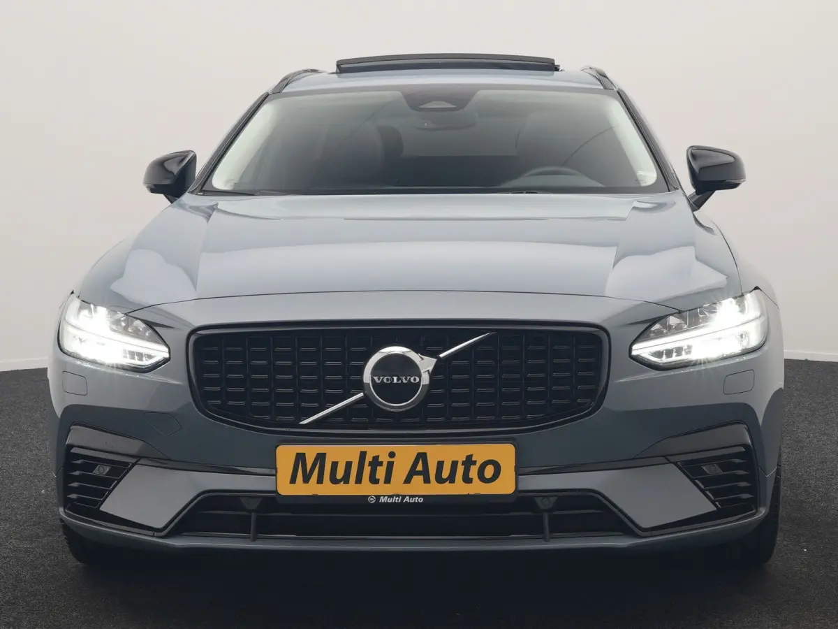 T6 AWD Plus Dark LONG RANGE PHEV 350pk Dealer O.H. | Trekhaak Af Fabriek | Panodak | Adaptive Cruise | Camera | Harman / Kardon | Lederen Comfortzetels Memory & Ventilatie | Keyless | Blis |