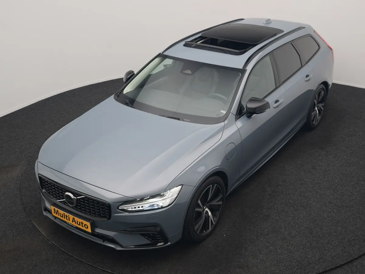 T6 AWD Plus Dark LONG RANGE PHEV 350pk Dealer O.H. | Trekhaak Af Fabriek | Panodak | Adaptive Cruise | Camera | Harman / Kardon | Lederen Comfortzetels Memory & Ventilatie | Keyless | Blis |